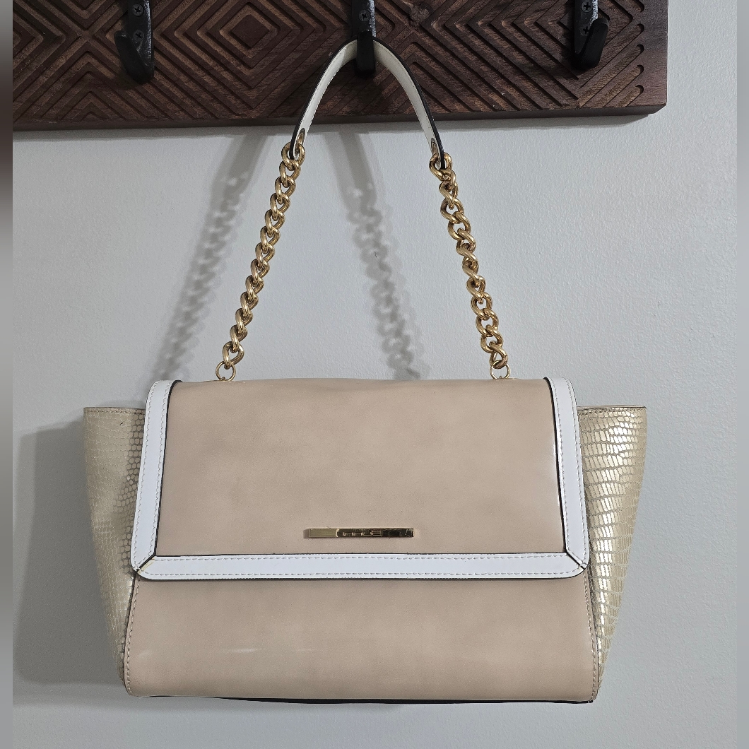 Innue Leather Handbag Made In Italy